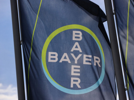 Tražnja za semenom i hemikalijama podstakla profit Bayera