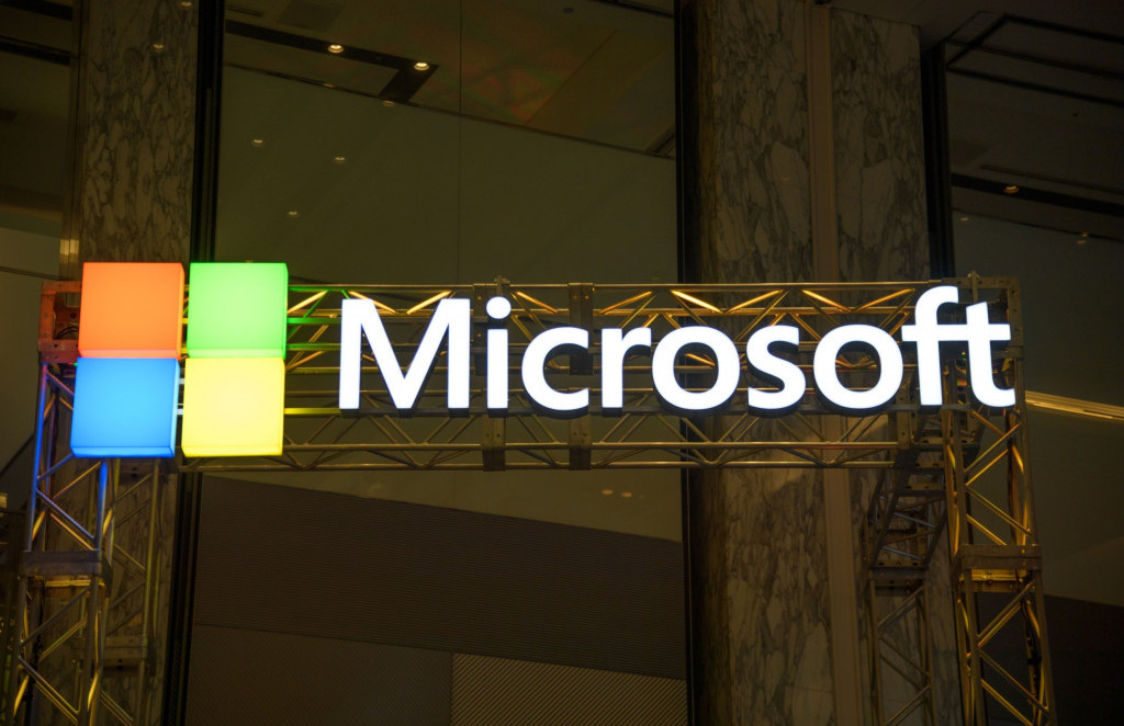 Microsoft ulaže 10 milijardi dolara u tvorca ChatGPT-a