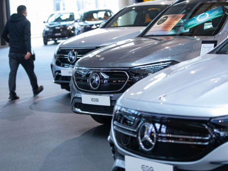 Mercedes zahvaljujući rastu cena povećava zaradu