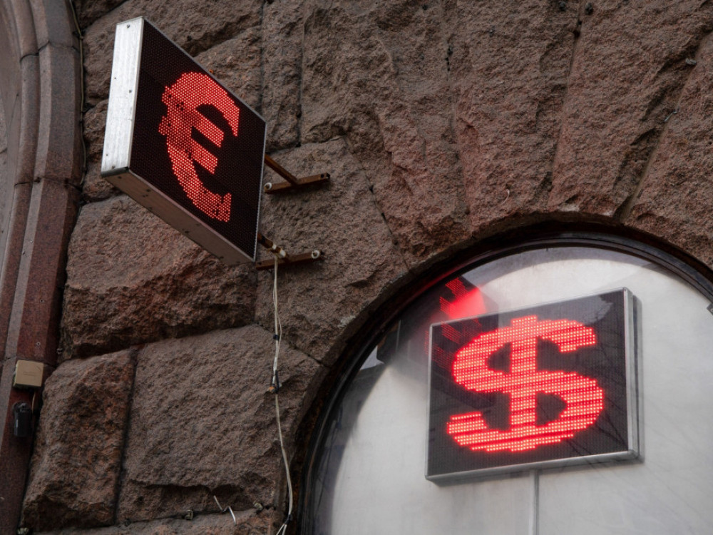 Vrednost obveznica raste, japanski jen i američki dolar jačaju