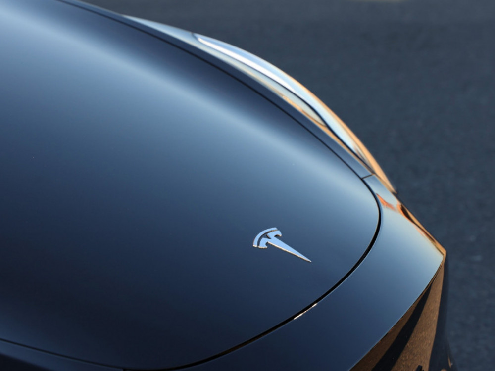 Tesla snizila cene modela S i X u SAD, nada se rastu prodaje