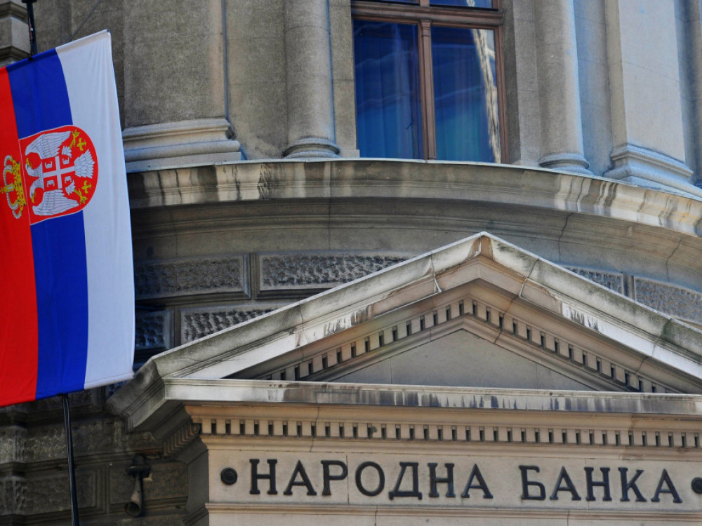 Bazna inflacija se opasno približila predviđenom maksimumu