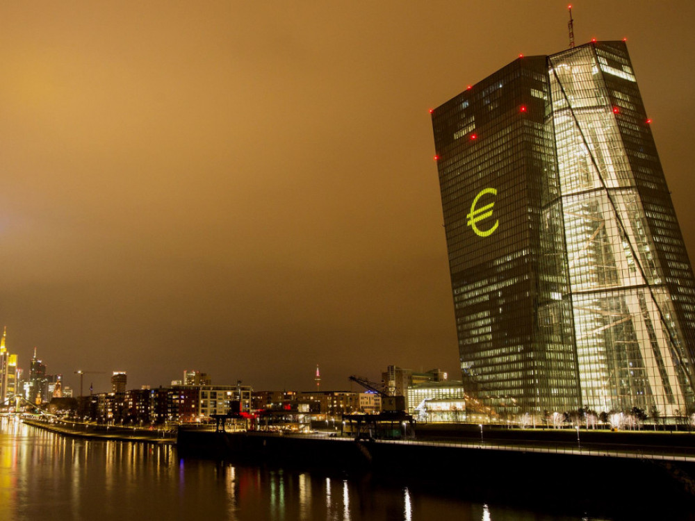 ECB će podići kamate iznad nule ove godine, izbegnuta recesija