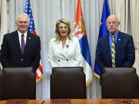 SAD izdvaja dodatnih 19,5 miliona dolara pomoći Srbiji