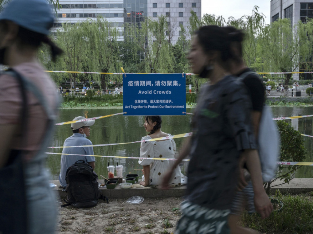 Peking ublažava mere, ponovo se otvaraju tržni centri