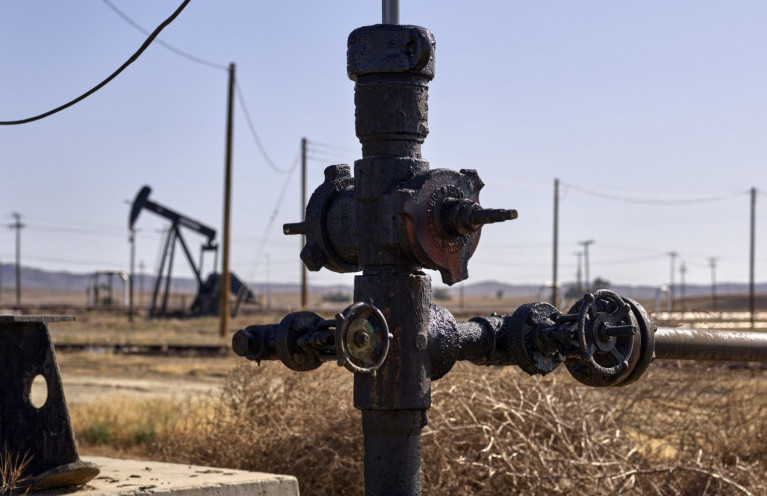 Cena nafte se stabilizovala nakon pada, američke zalihe u fokusu