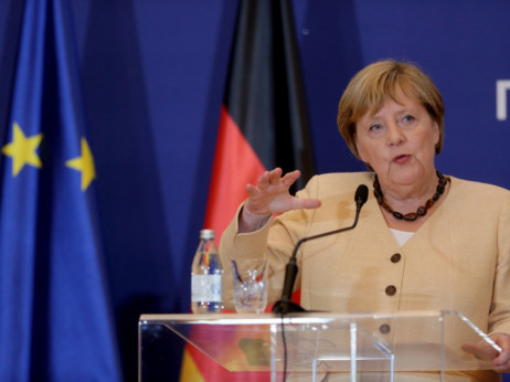 Merkel: Izolacija Rusije nije moguća dugoročno