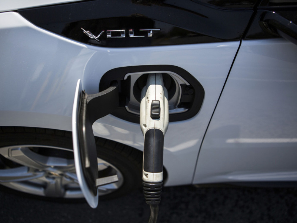 Četvrtina Amerikanaca kaže da će njihov sledeći automobil biti EV