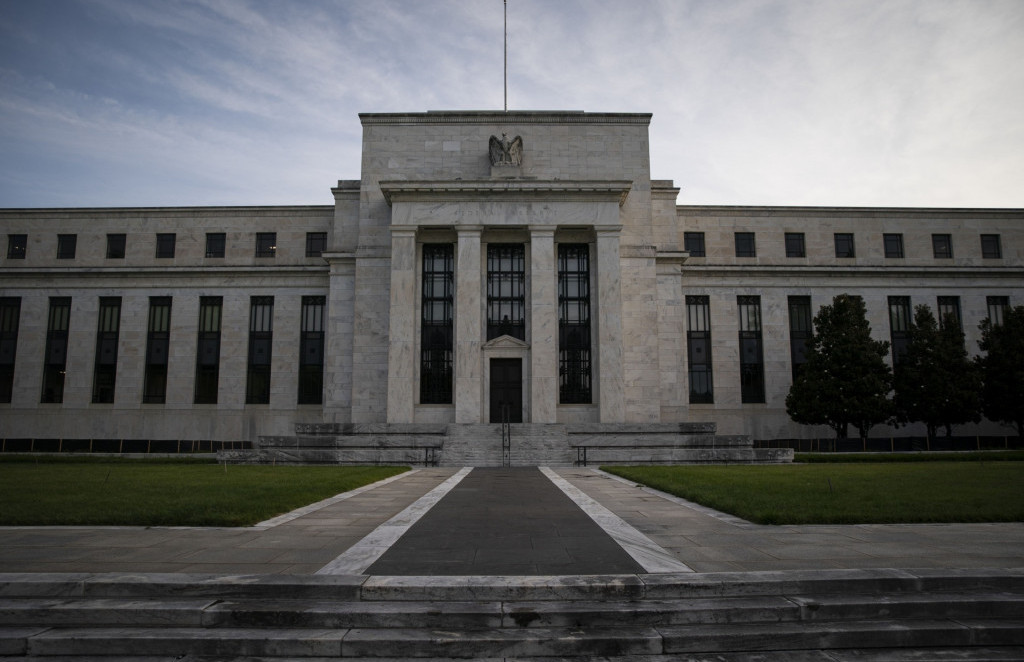 Pet stvari koje danas treba da znate: Fed, inflacija, izbori i stečaj