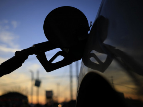 Rekordne cene goriva, dizel poskupeo na 217,5 dinara