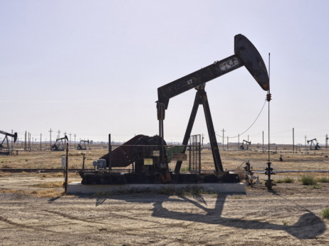 Loša nedelja za naftu, investitore brinu i kamatne stope