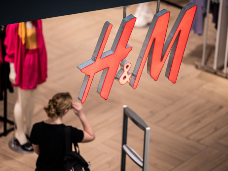 Inflacija nagriza zarade modnog giganta H&M-a