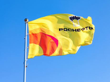 Nemačka preuzima kontrolu nad tri Rosneftove rafinerije nafte