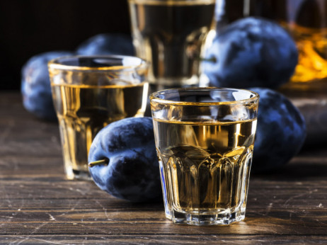Rakija – piće luksuznije od viskija, ali bez pravog marketinga