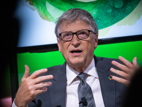 Bill Gates kupio udeo u Heinekenu za 902 miliona dolara