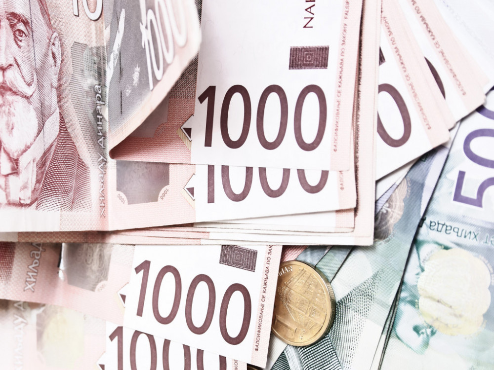 Bazna inflacija postala dvocifrena, NBS podiže stope još dva puta