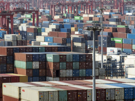 Kineski izvoz pao usred smanjenja tražnje u svetu