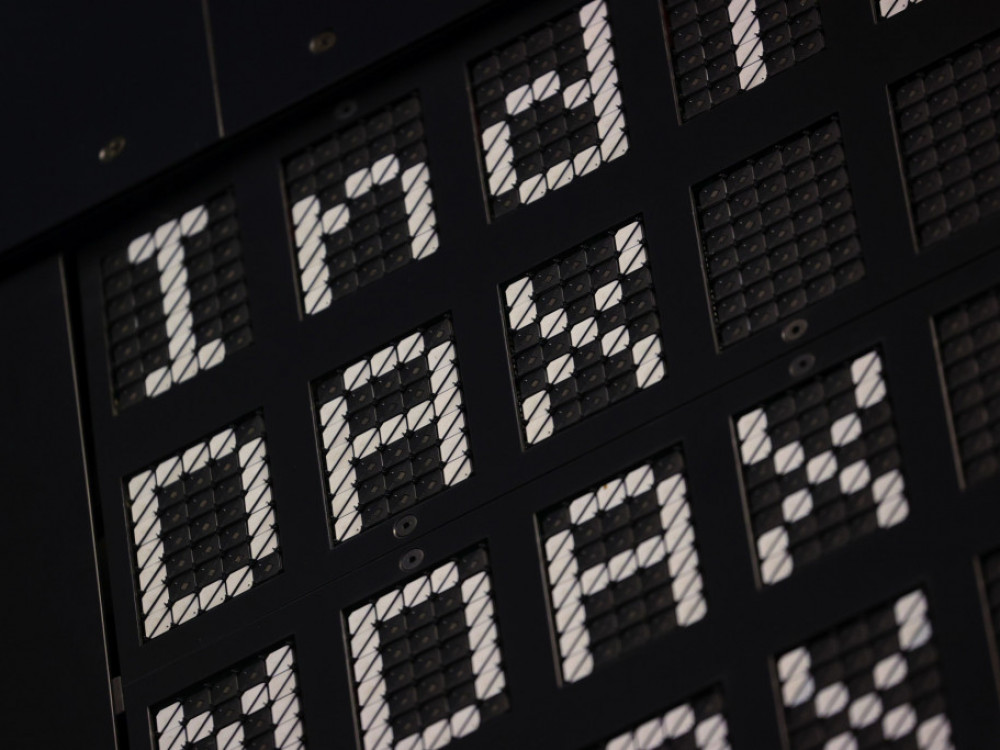 Akcije u Evropi pale, izveštaji giganata razočarali