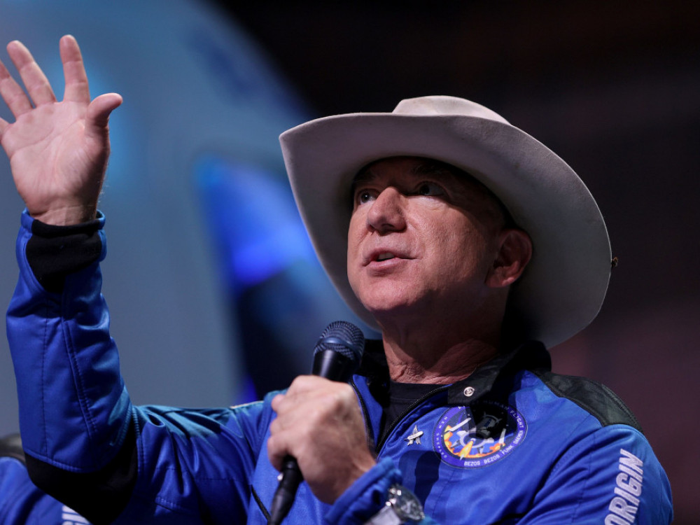 Bezos planira da donira većinu bogatstva u humanitarne svrhe