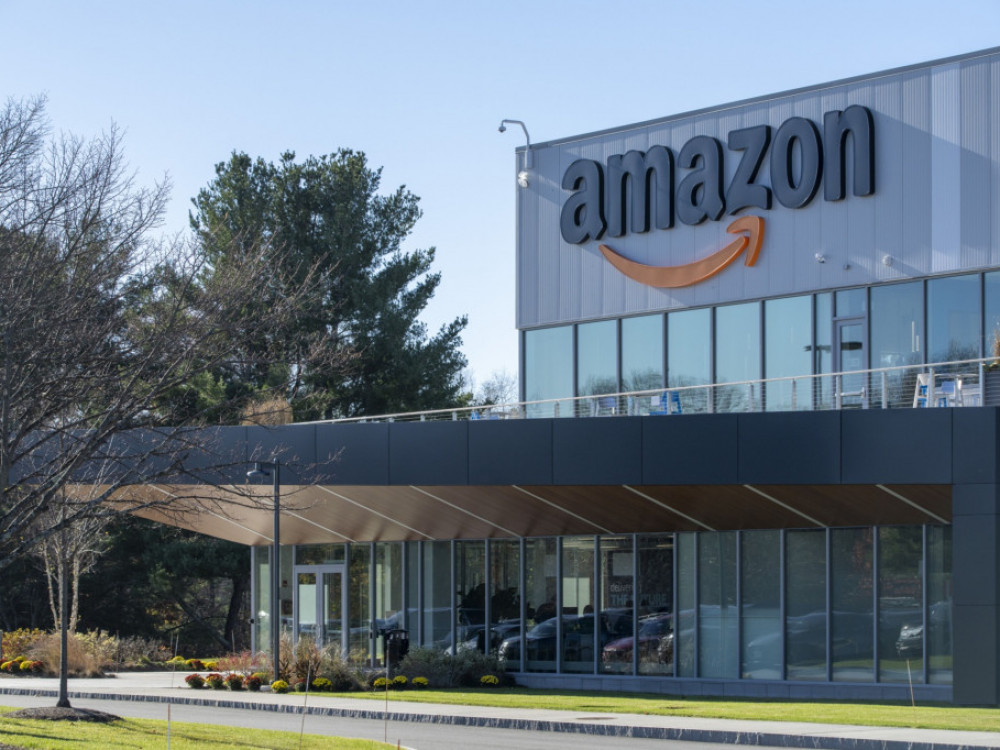 Amazon planira da otpusti 10.000 zaposlenih, izveštava NYT