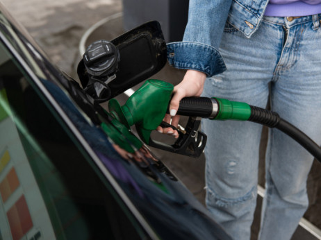 Petrol zbog regulisanih cena izgubio 210 miliona evra, traži odštetu