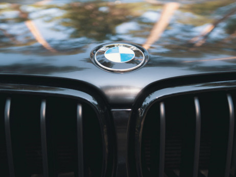 BMW duplira investiciju u fabriku ključnu za suprotstavljanje Tesli