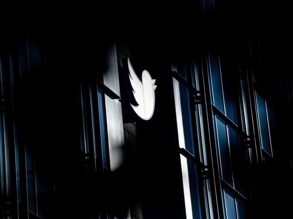 EU upozorava Muska: Putinovu propagandu držati dalje od Twittera