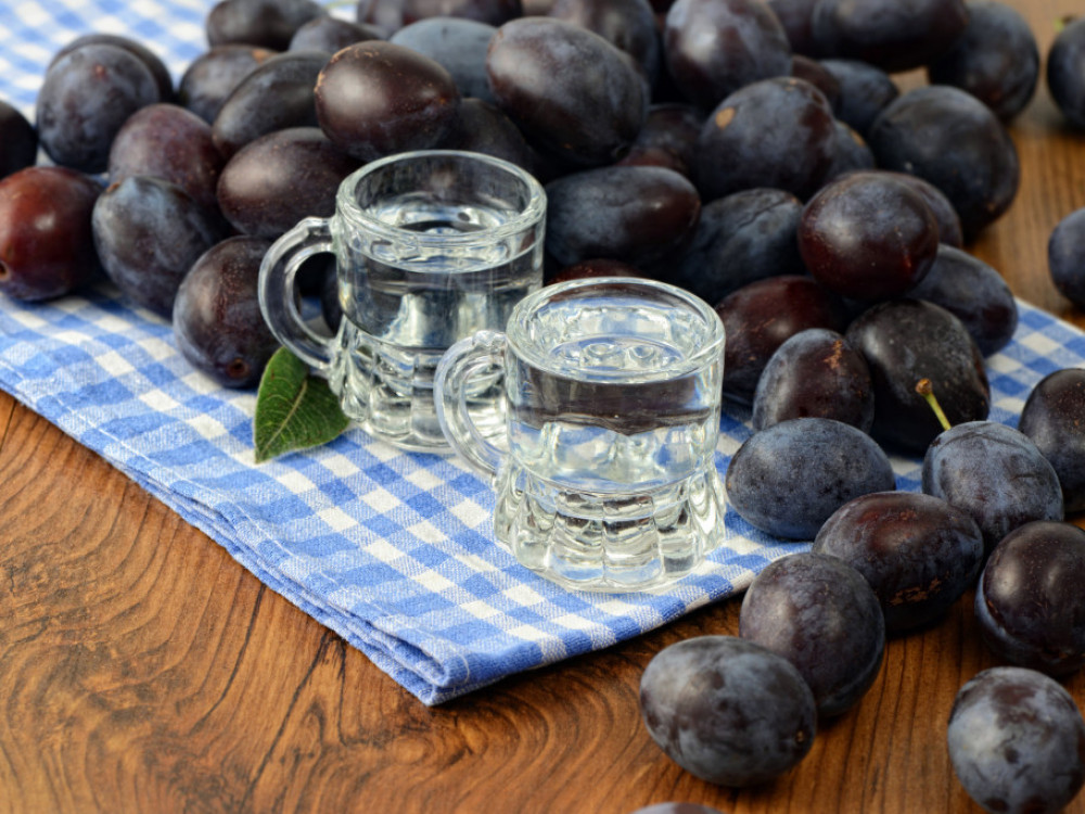 Posle slave, kola i guslanja - i šljivovica na Uneskovoj listi