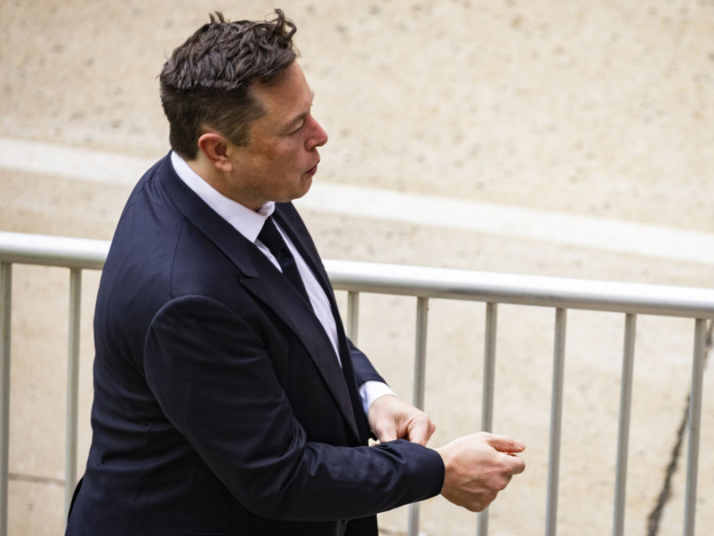 Musk zamolio korisnike da odluče treba li ga smeniti