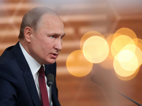 Putin: Rusija bi mogla da smanji proizvodnju nafte zbog odluke G7