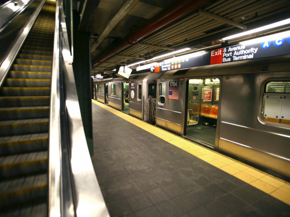 Njujork pokušava da unapredi bezbednost u javnom prevozu