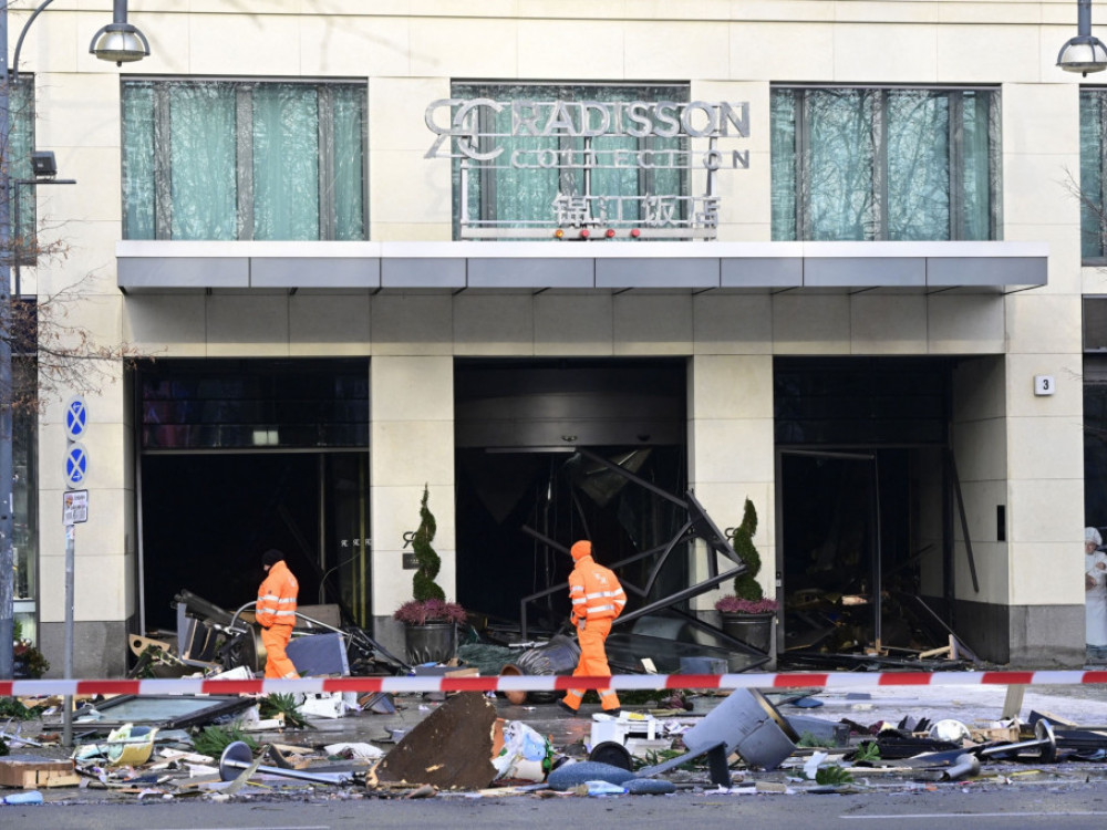 Eksplodirao najveći hotelski akvarijum sa 1.500 riba
