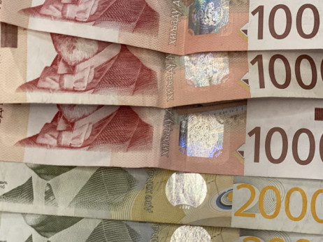 Srbija prodala dvogodišnje obveznice vredne 28 milijardi dinara