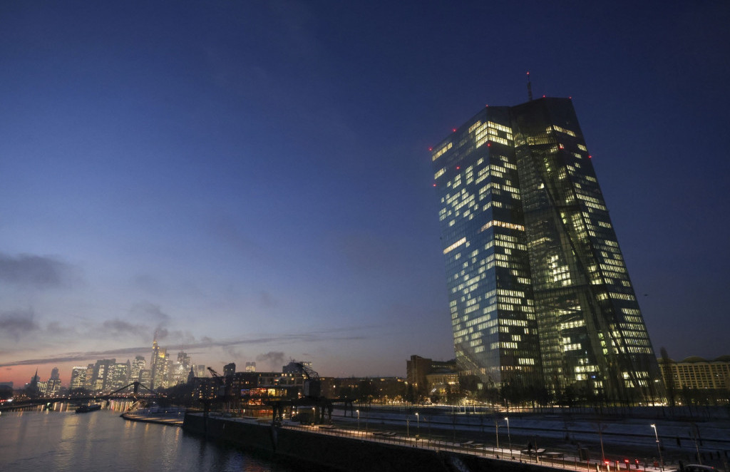 BBA analitičari: ECB će kamatne stope podići za najmanje 50 bp