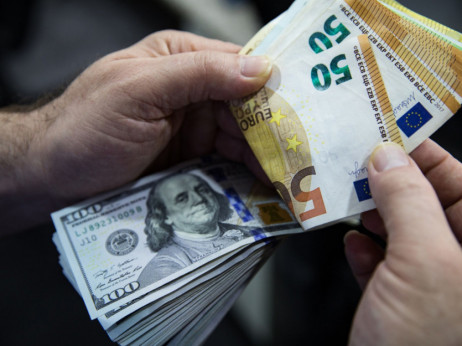 Evro bi posle podataka o inflaciji u SAD mogao da dođe do $1,1