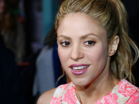 Shakira pesmom o bivšem spustila cenu akcija Renaulta i Casia