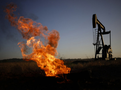 Cena nafte raste uoči odluke Feda