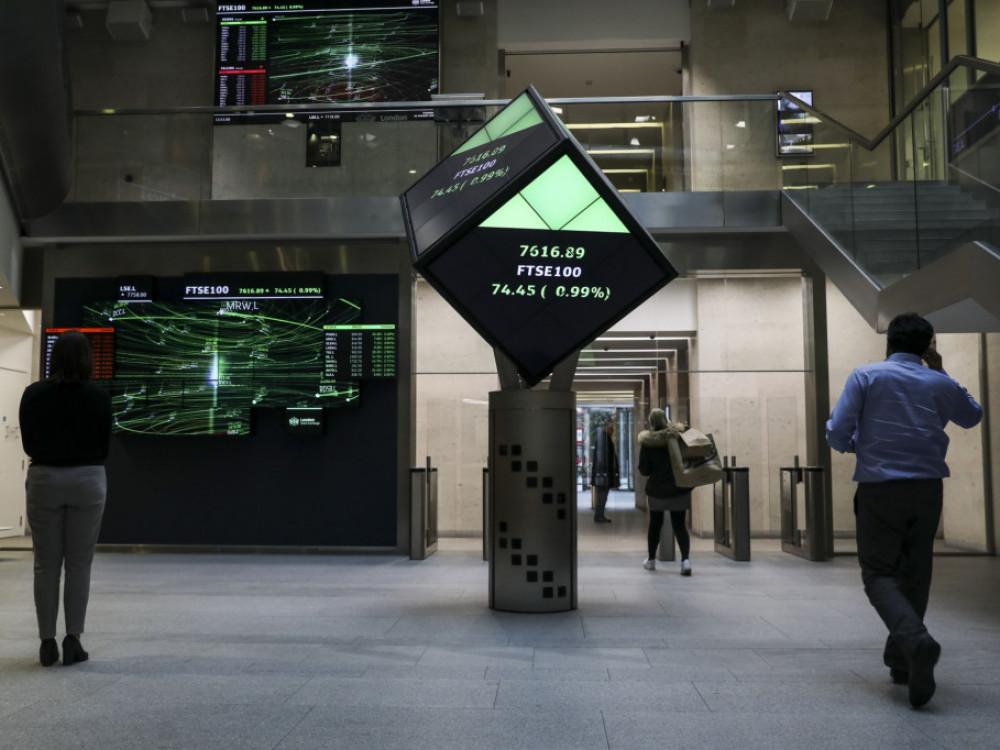 FTSE 100 dostigao rekord, akcije u Evropi u tržištu bikova