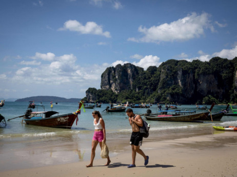 Tajland će naplaćivati ulazak u zemlju od juna zbog pomame turista