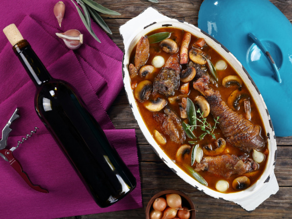 Coq au vin preseo Francuzima, cene sastojaka otišle u nebo