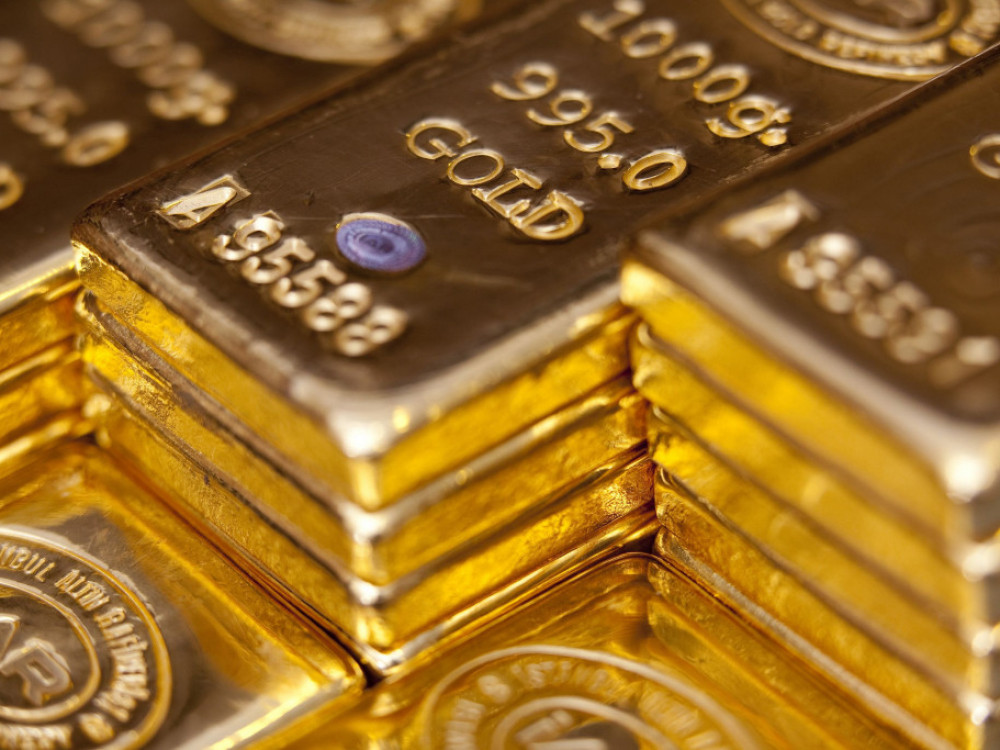 Bankarska kriza pogurala cenu zlata iznad 2.000 dolara