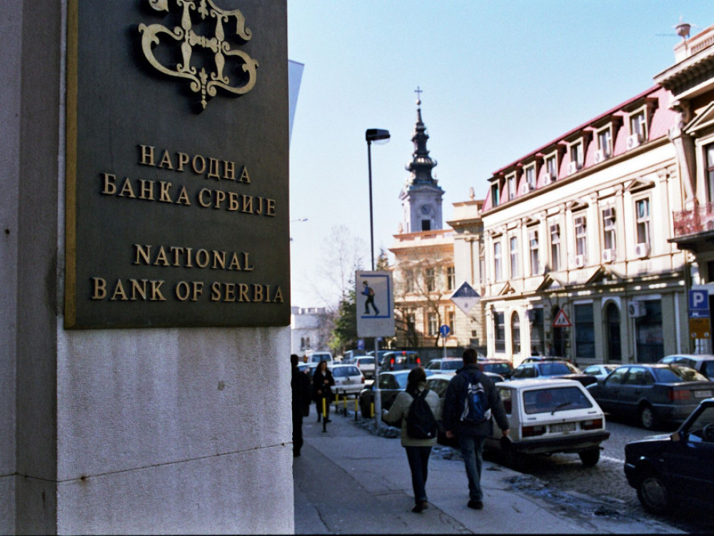 Novi rekord za bruto devizne rezerve, za neto pad od 100 miliona evra