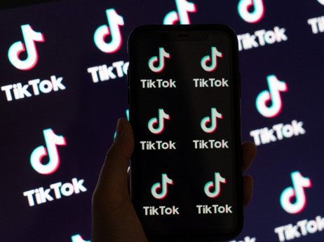 Holandska vlada traži od svojih zvaničnika da prestanu da koriste TikTok