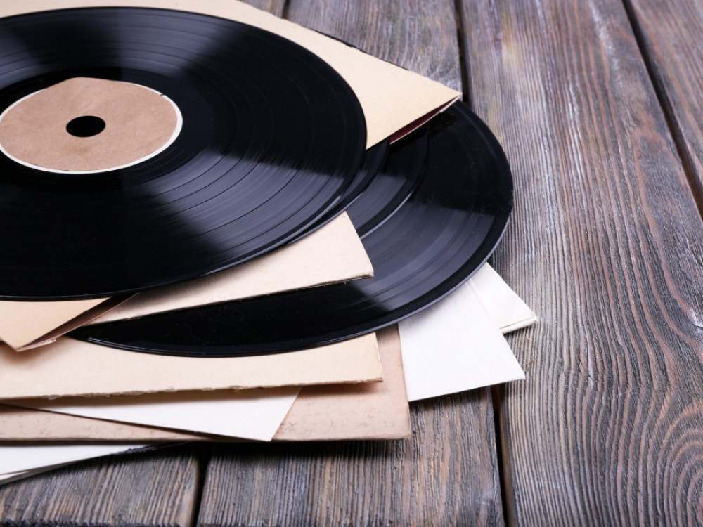 Gramofonske ploče u SAD nakon 35 godina prodavanije od CD-ova