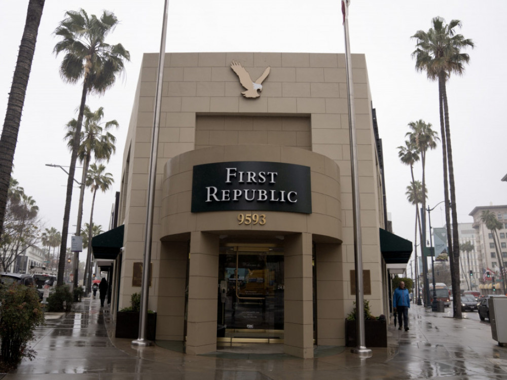 First Republic dobija spasonosnih 30 milijardi dolara depozita