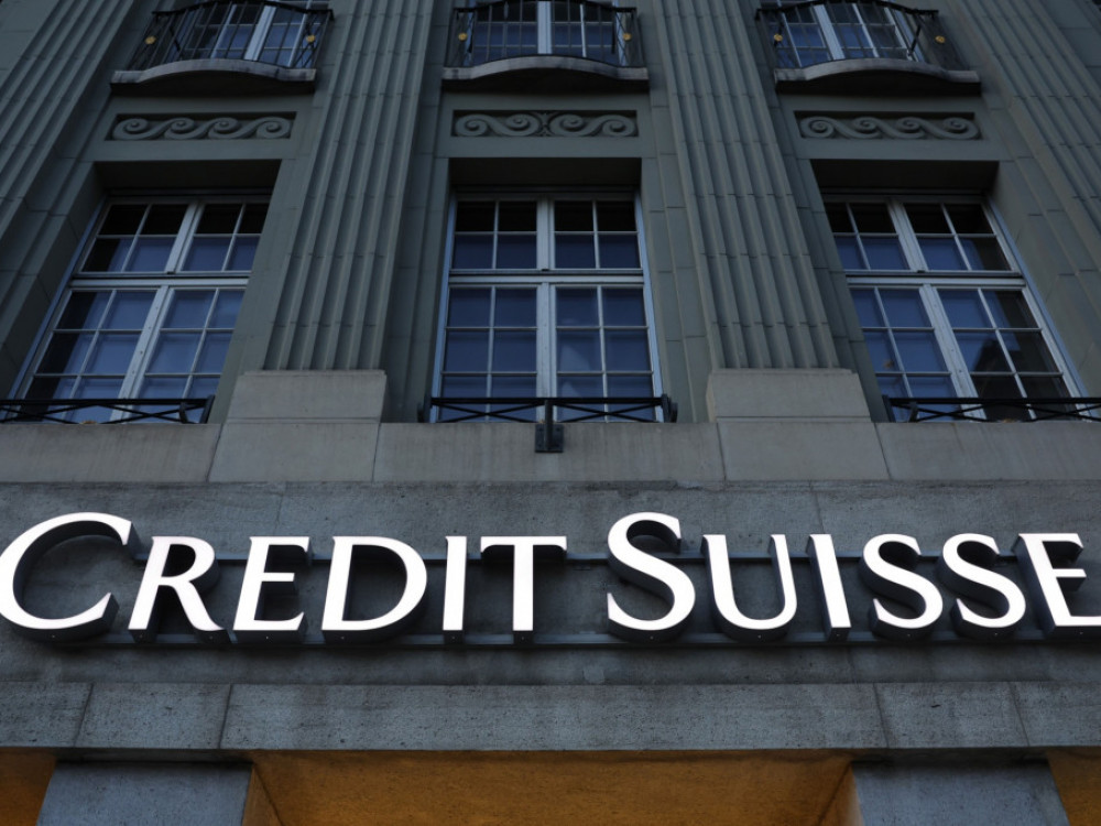 UBS kupuje Credit Suisse - istorijski dogovor da bi se sprečila kriza