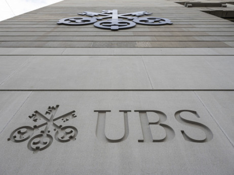 Padaju akcije Credit Suisse i UBS, kao i evropskih banaka