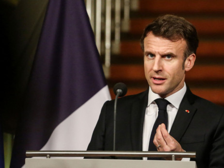 Macron osudio nasilje na protestima u Francuskoj