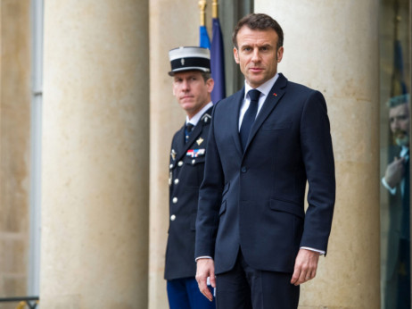 Vlada Francuske preživela izglasavanje nepoverenja