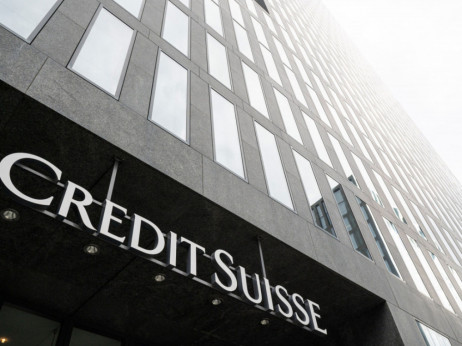 Švajcarska vlada suspenduje određene Credit Suisse bonuse